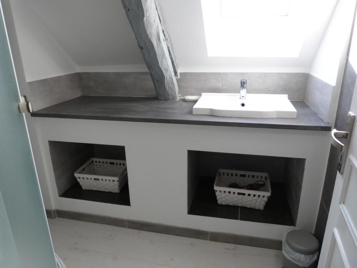Gite Avec Piscine Proche De St Cirq Lapopie Berganty 外观 照片