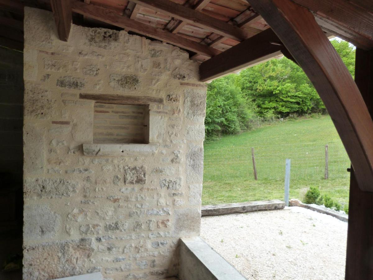 Gite Avec Piscine Proche De St Cirq Lapopie Berganty 外观 照片